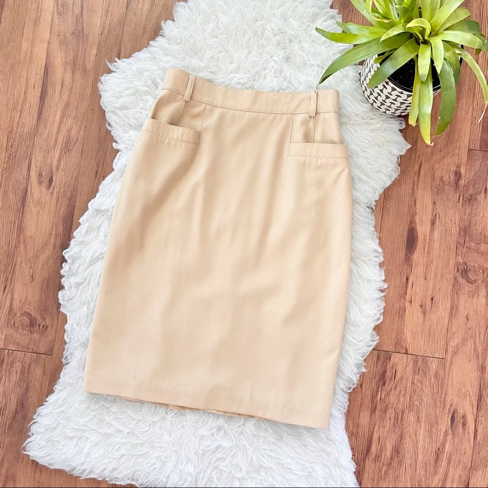 *SOLD Vintage Escada Pencil Skirt in Cream
